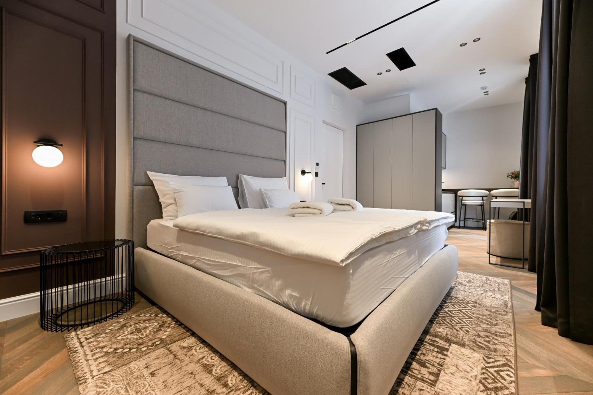 Three Pearls Deluxe Rooms & Studios Zadar Ngoại thất bức ảnh