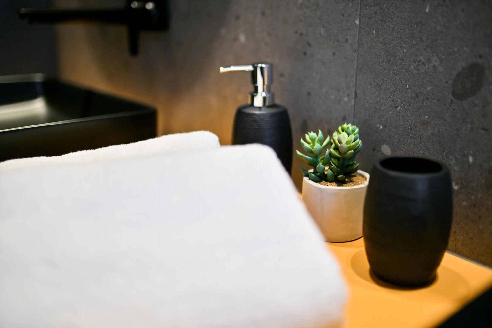 Three Pearls Deluxe Rooms & Studios Zadar Ngoại thất bức ảnh