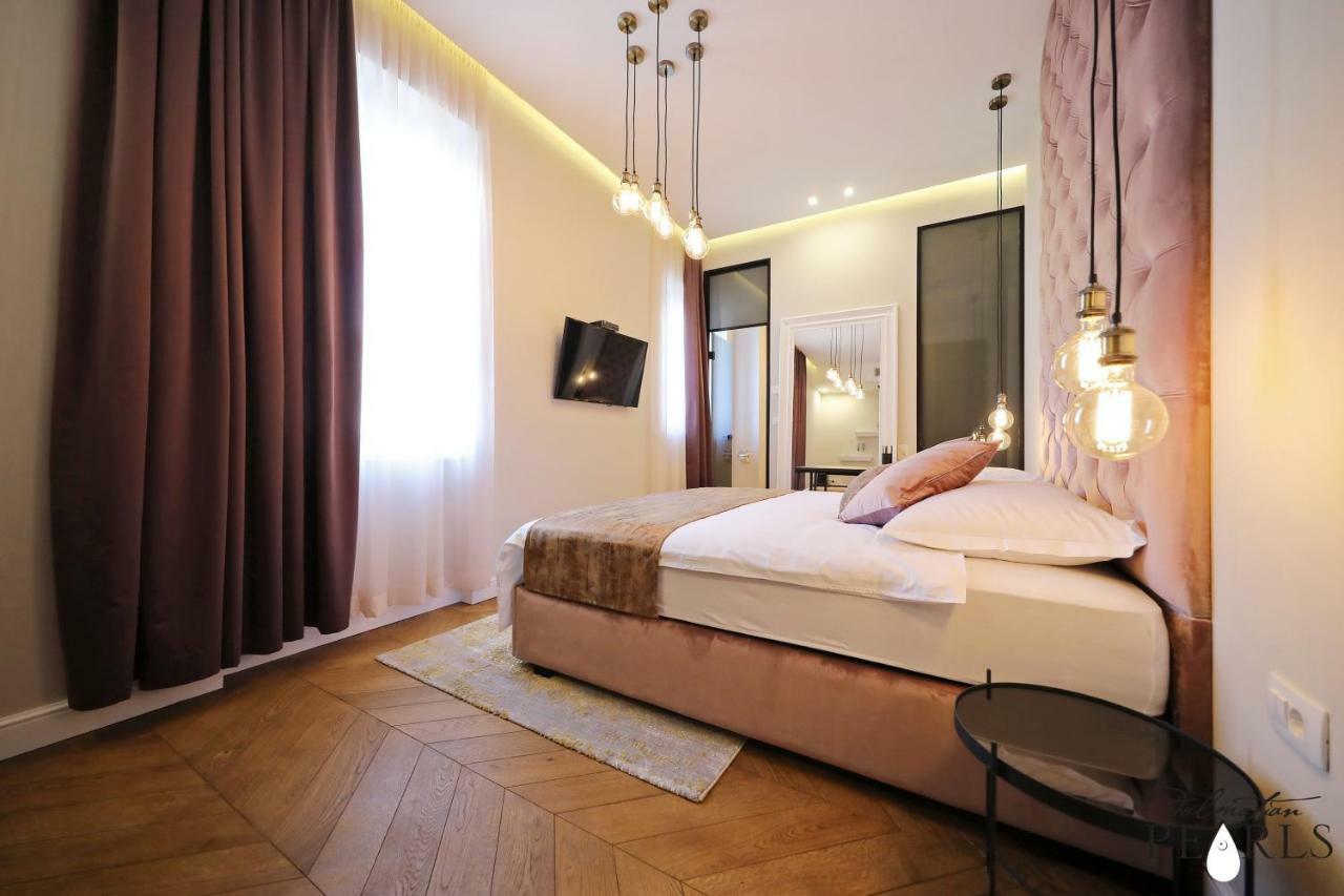 Three Pearls Deluxe Rooms & Studios Zadar Ngoại thất bức ảnh