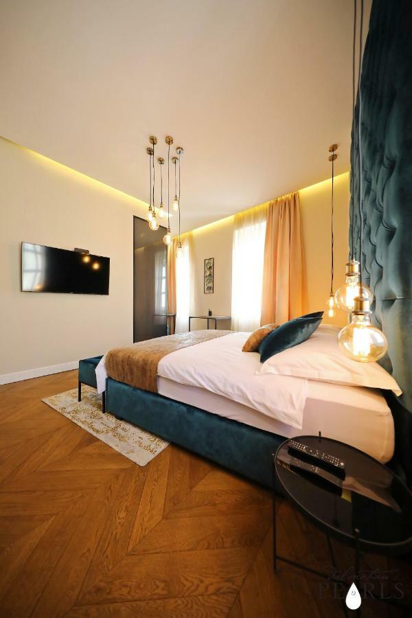 Three Pearls Deluxe Rooms & Studios Zadar Ngoại thất bức ảnh